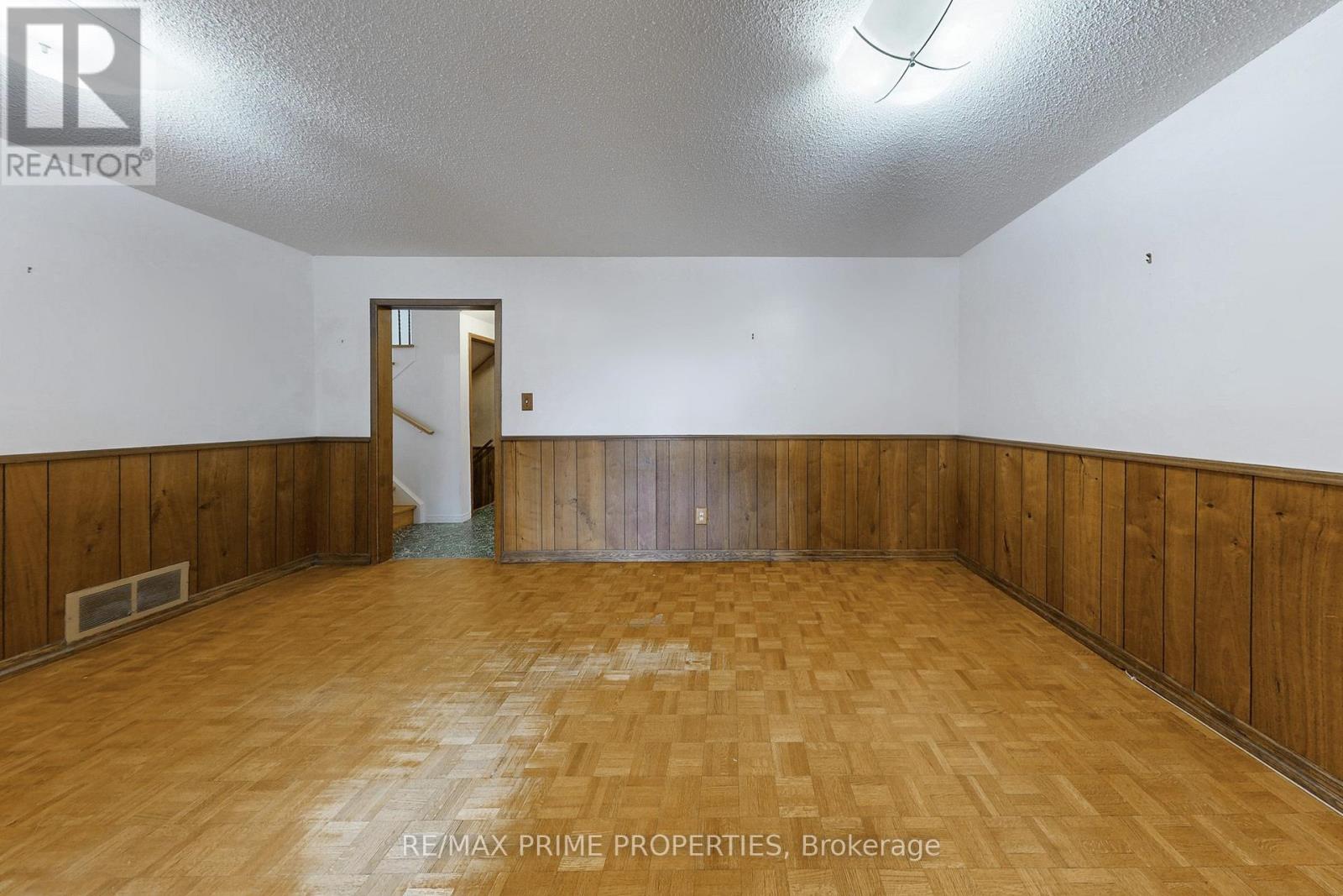 37 Lawnmere Crescent, Toronto, Ontario  M1S 2T1 - Photo 21 - E12917068