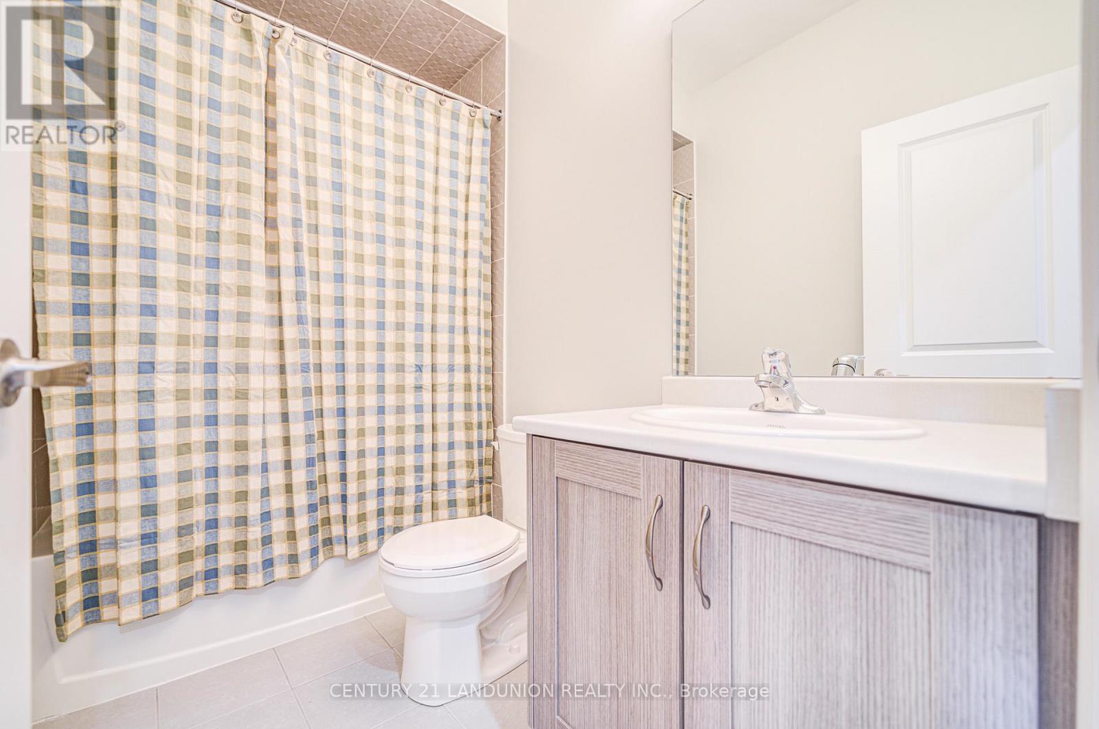 65 Puisaya Drive, Richmond Hill, Ontario  L4E 1L2 - Photo 25 - N12917056