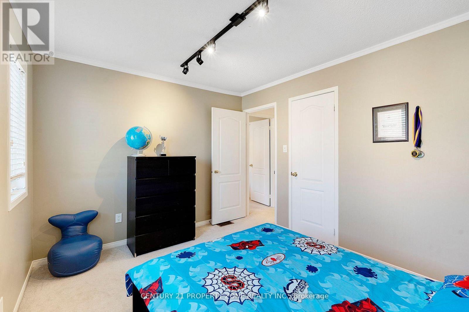 582 Plantation Gate, Newmarket, Ontario  L3X 2C2 - Photo 18 - N12917082