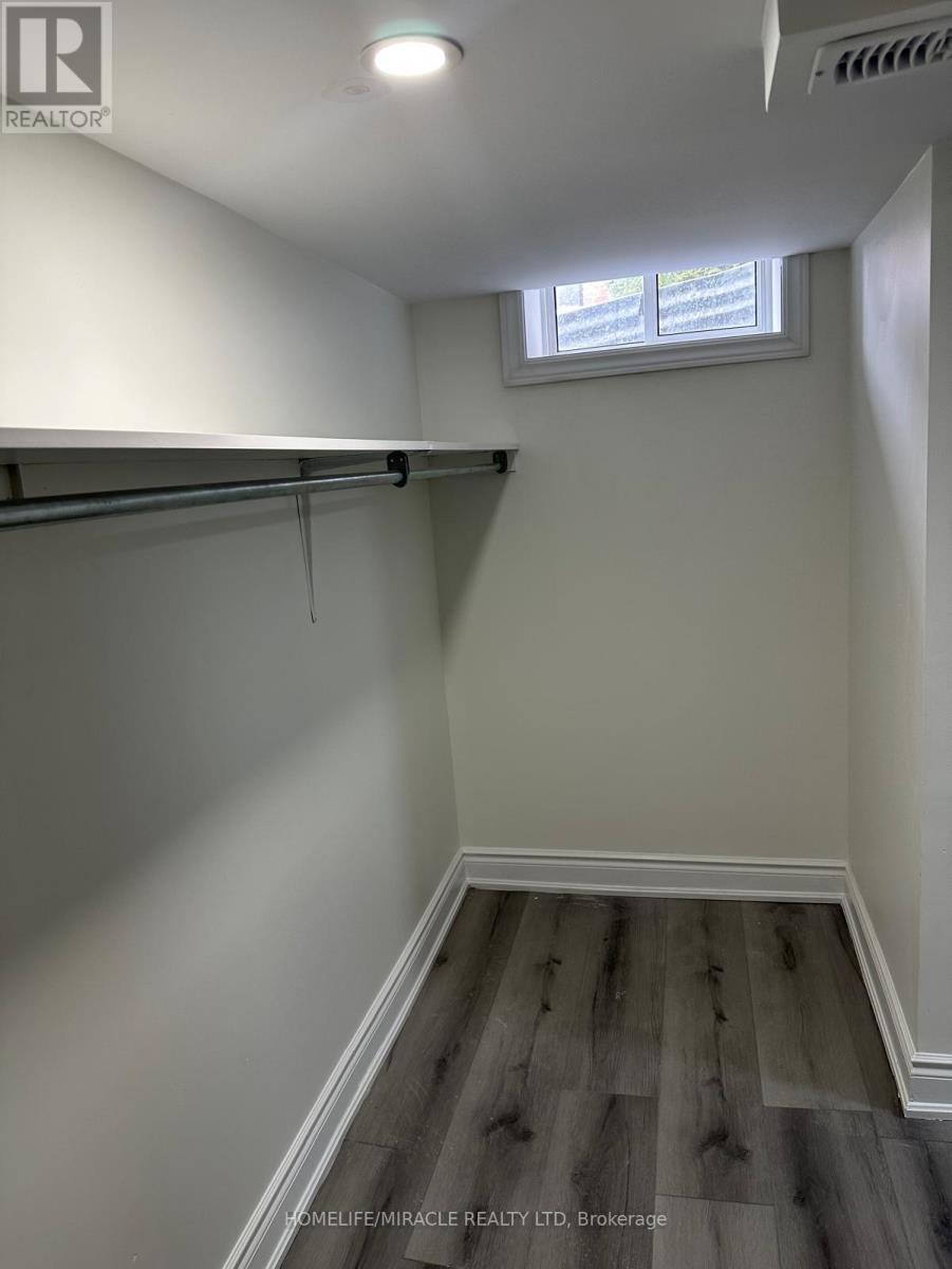 150 Beechnut Road, Vaughan, Ontario  L4L 6T7 - Photo 2 - N12917134