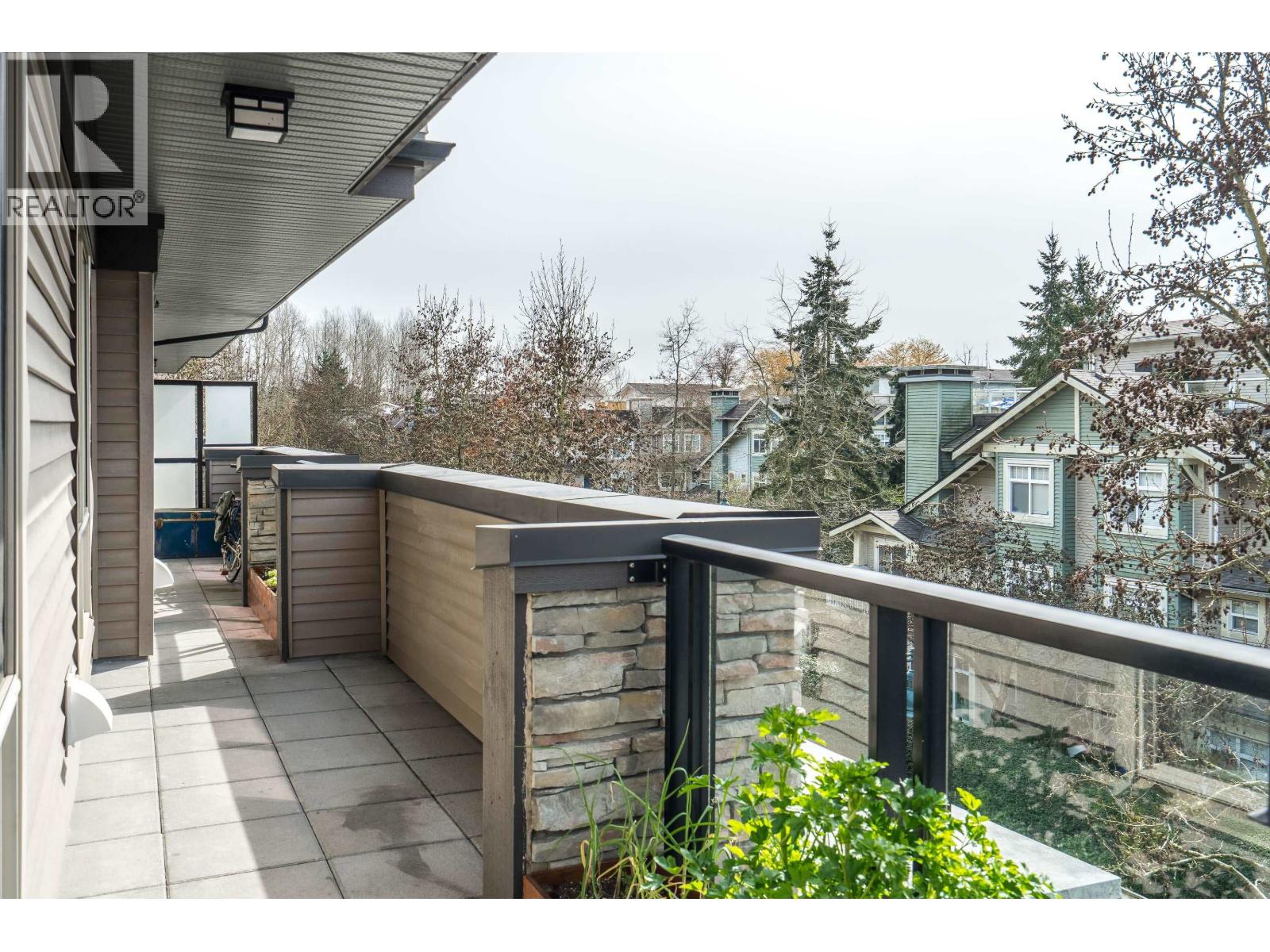 302 7428 Byrnepark Walk, Burnaby, British Columbia  V3N 0B4 - Photo 33 - R3101700