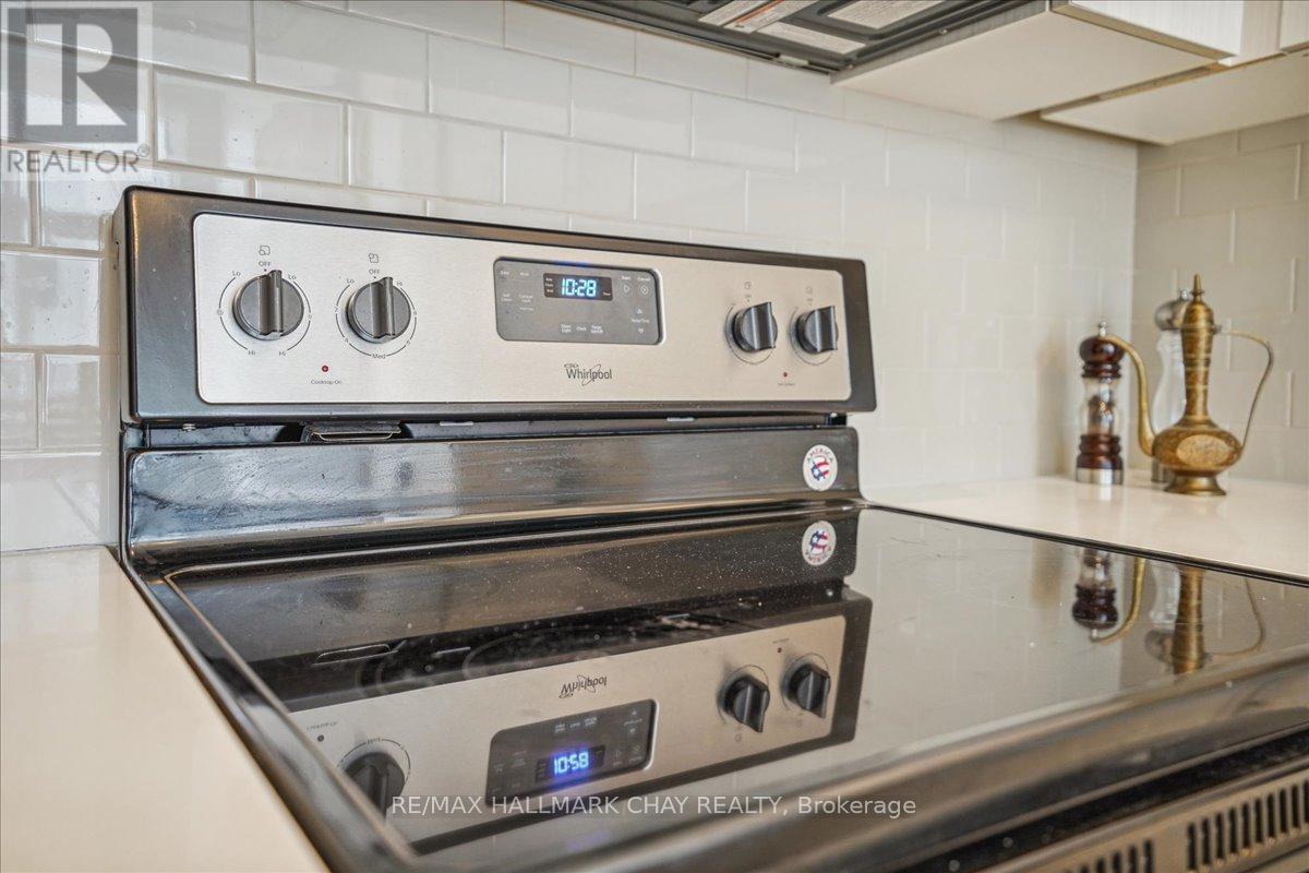 Ph-02 - 111 Worsley Street, Barrie (City Centre), Ontario  L4M 0J5 - Photo 20 - S12917086