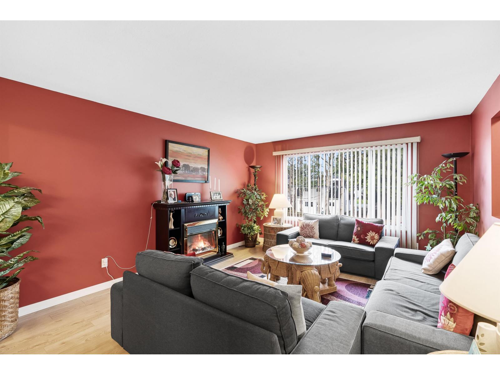 12486 113b Avenue, Surrey, British Columbia  V3V 3M7 - Photo 2 - R3103308