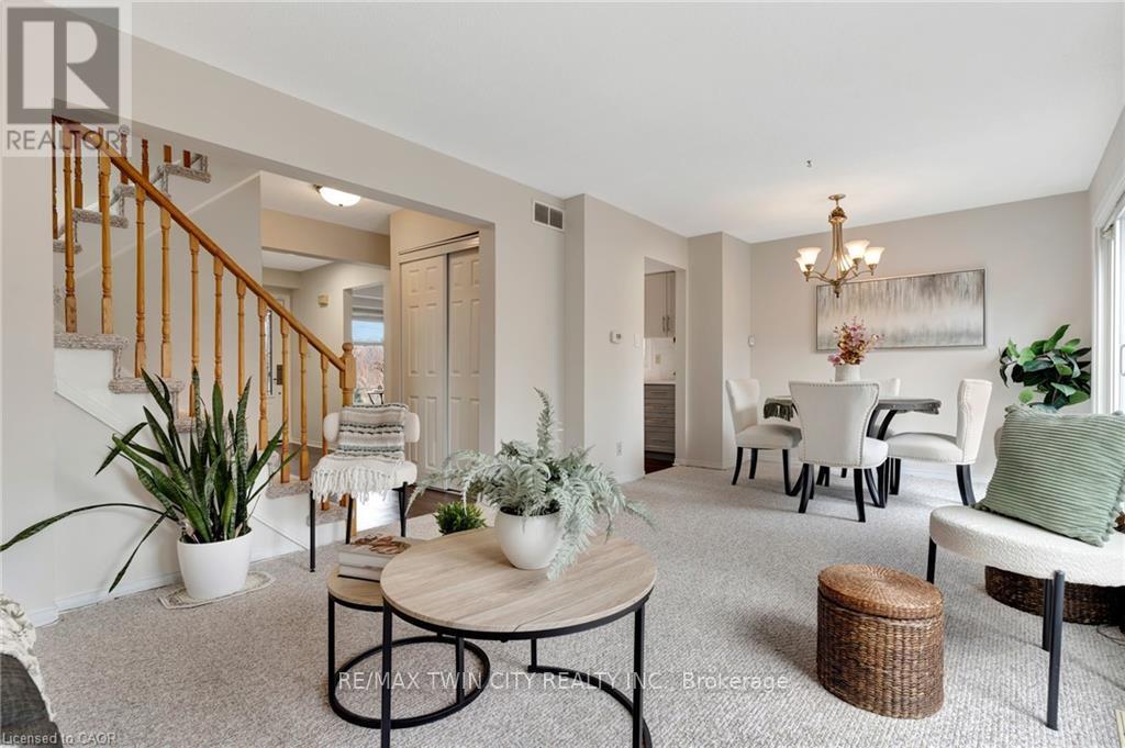 2427 Headon Forest Drive, Burlington, Ontario  L7M 3K7 - Photo 18 - W12917038