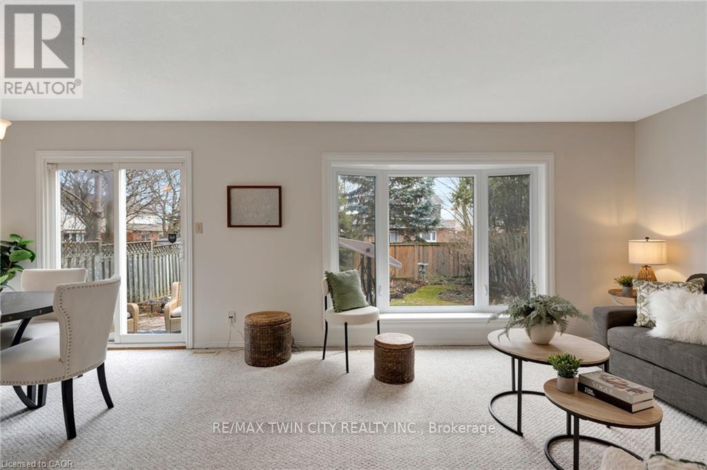 2427 Headon Forest Drive, Burlington, Ontario  L7M 3K7 - Photo 20 - W12917038