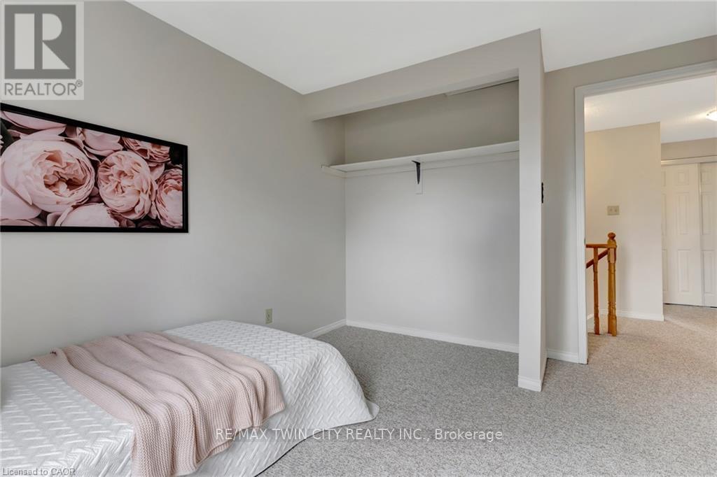 2427 Headon Forest Drive, Burlington, Ontario  L7M 3K7 - Photo 27 - W12917038