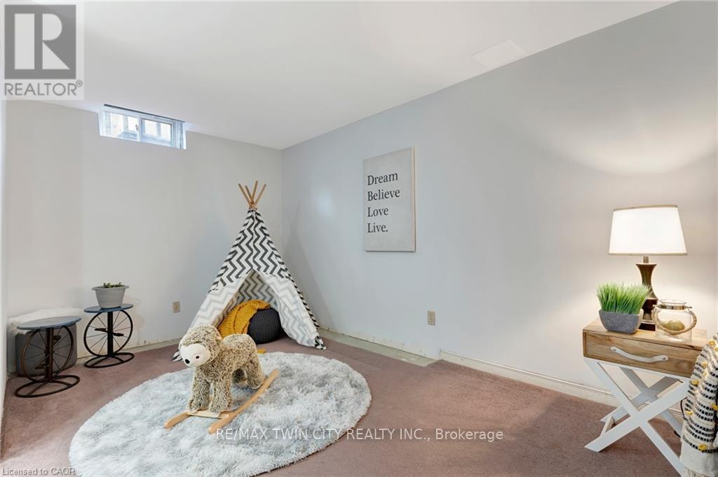 2427 Headon Forest Drive, Burlington, Ontario  L7M 3K7 - Photo 35 - W12917038