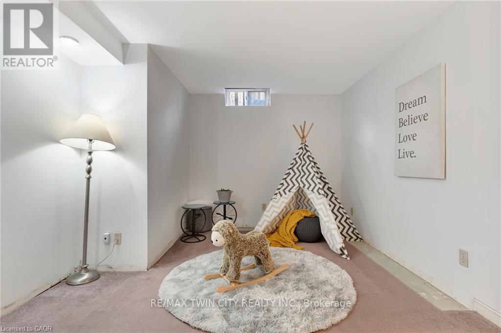 2427 Headon Forest Drive, Burlington, Ontario  L7M 3K7 - Photo 36 - W12917038