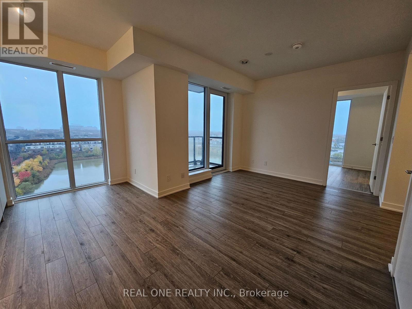 804 - 3071 Trafalgar Road, Oakville, Ontario  L6H 8C6 - Photo 7 - W12917070