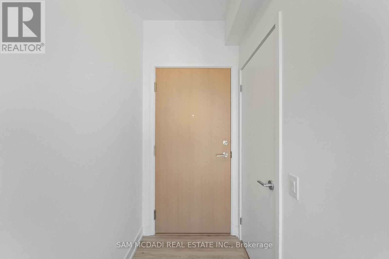 3703 - 395 Square One Drive, Mississauga, Ontario  L5B 0P6 - Photo 3 - W12917080