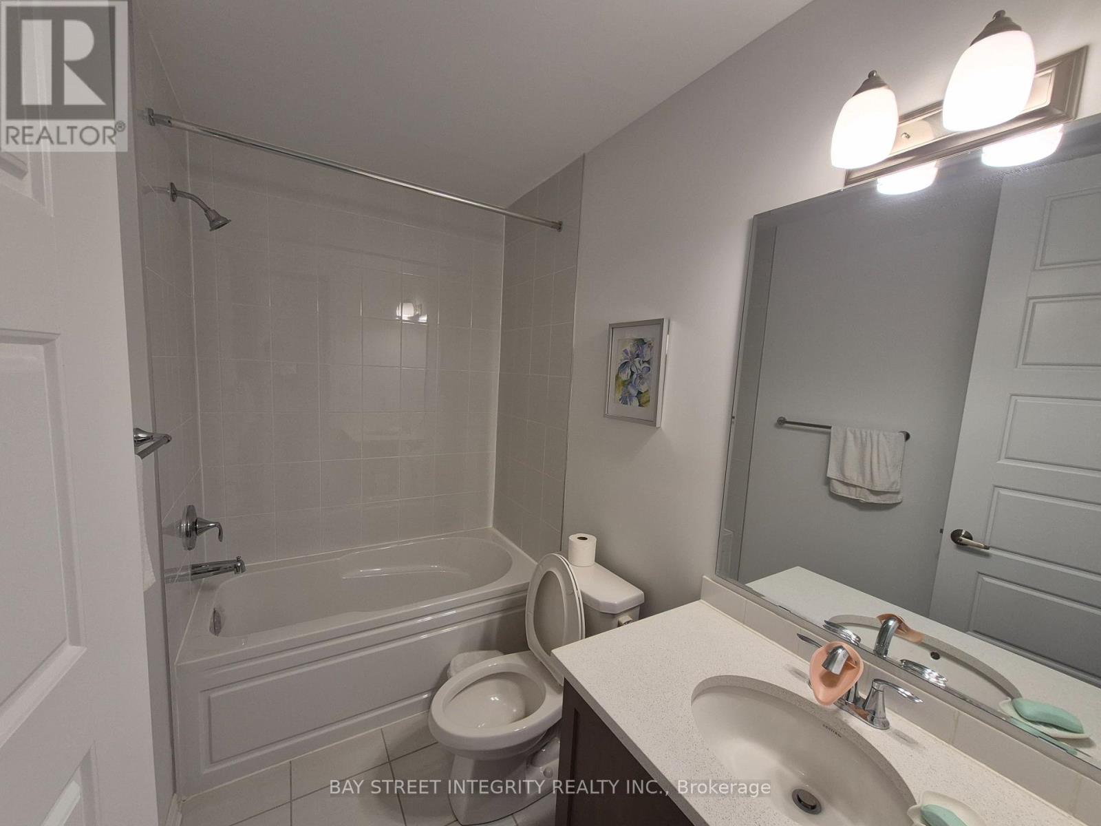 1395 Shevchenko Boulevard, Oakville, Ontario  L6M 5P3 - Photo 7 - W12917108
