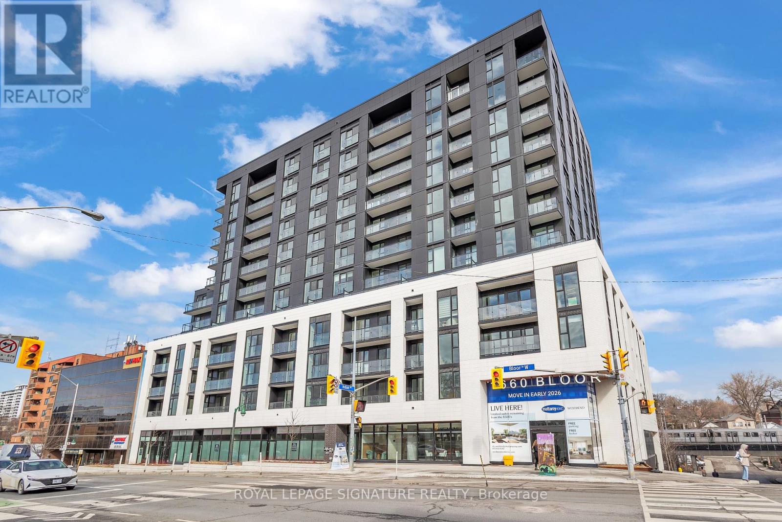 414 - 1660 BLOOR STREET W, Toronto, Ontario