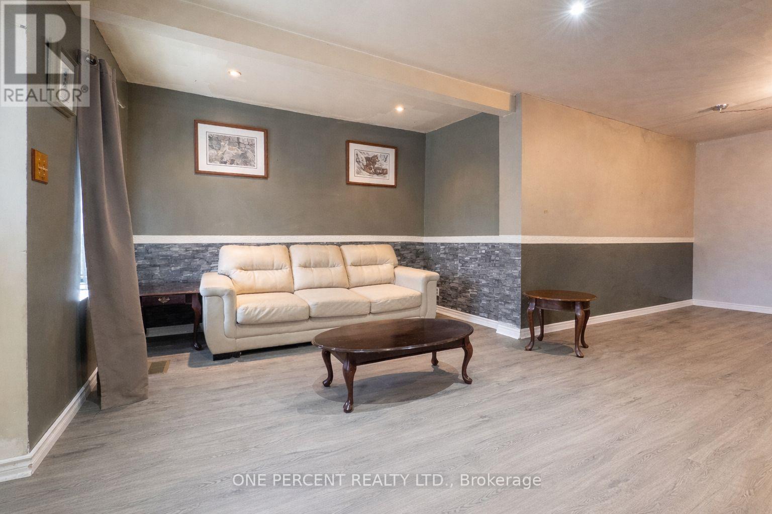 90 Palace Road, Greater Napanee, Ontario  K7R 3B3 - Photo 5 - X12917072