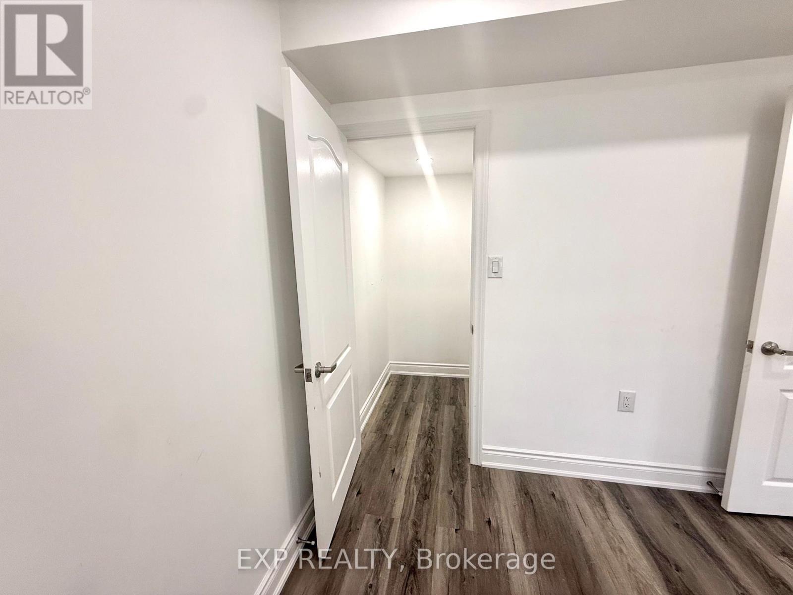 11 Flagg Avenue, Brant, Ontario  N3L 0K2 - Photo 11 - X12917122