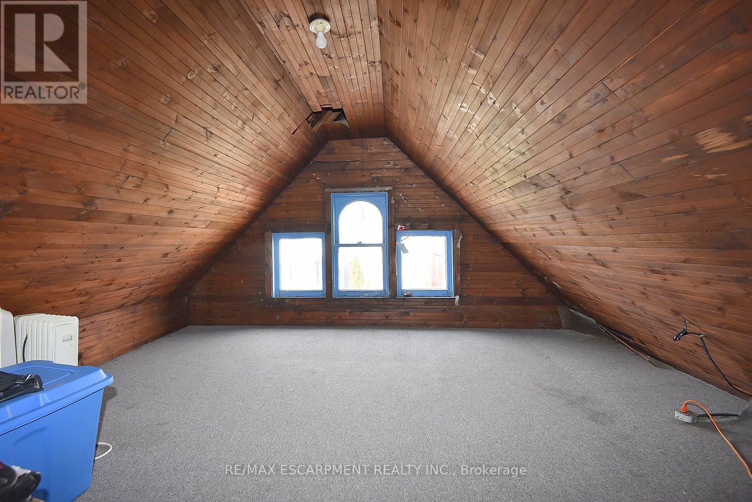 56 Kinrade Avenue, Hamilton, Ontario  L8L 6L6 - Photo 18 - X12917126