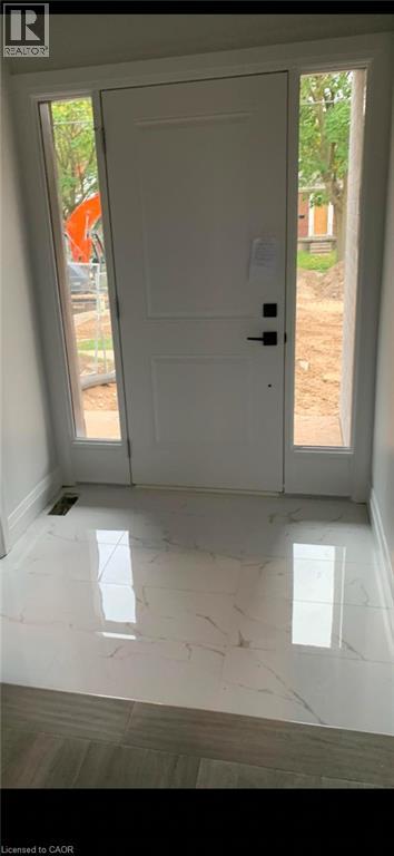 196 Sydney Street S, Kitchener, Ontario  N2G 3V5 - Photo 2 - 40810339