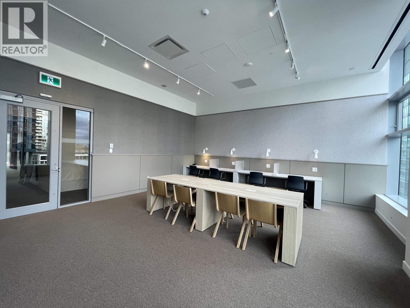 2502 6087 Wilson Avenue, Burnaby, British Columbia  V5H 2R5 - Photo 12 - R3096852