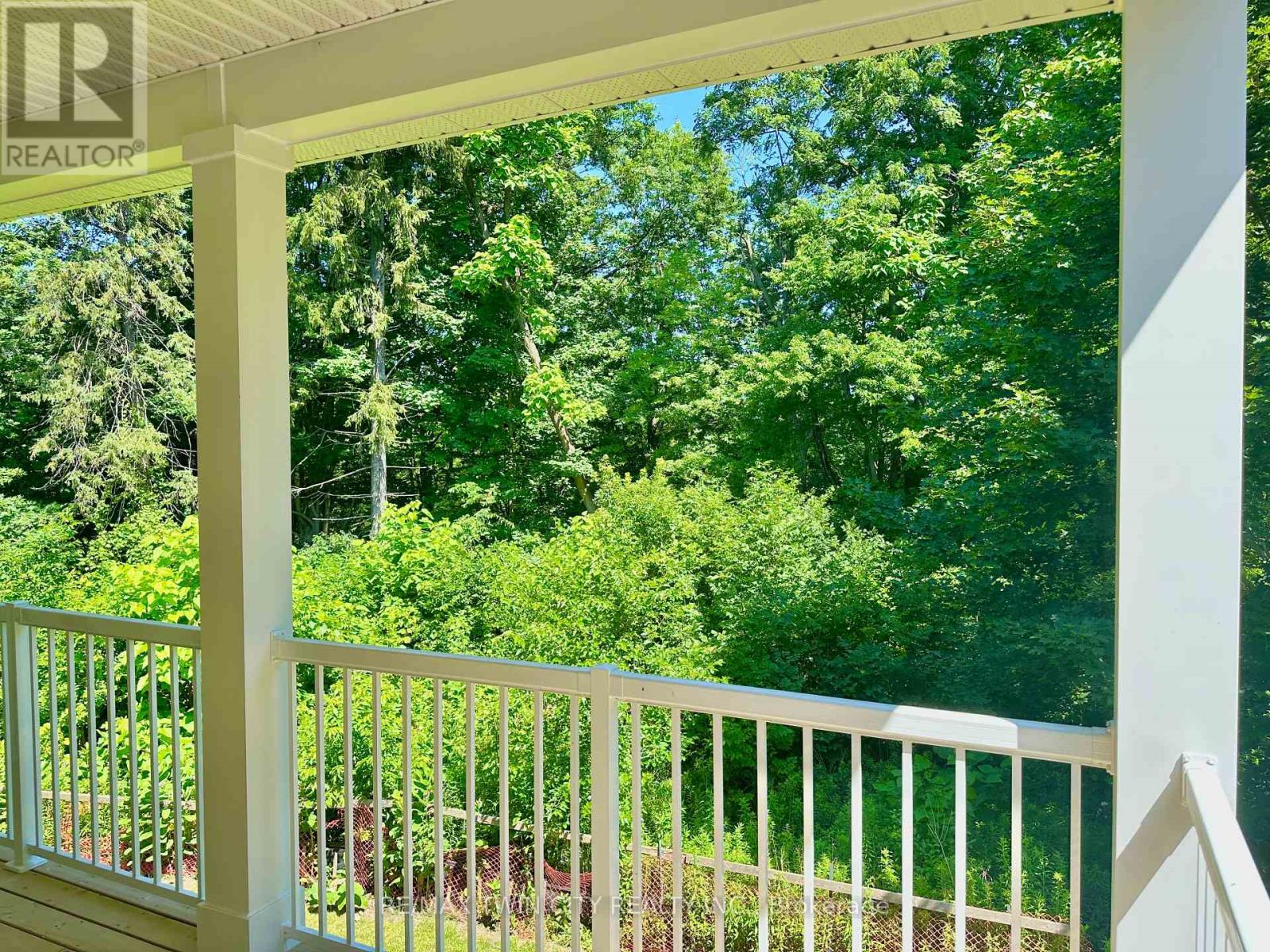 Photo 3 of 22 for 108 Christopher Court