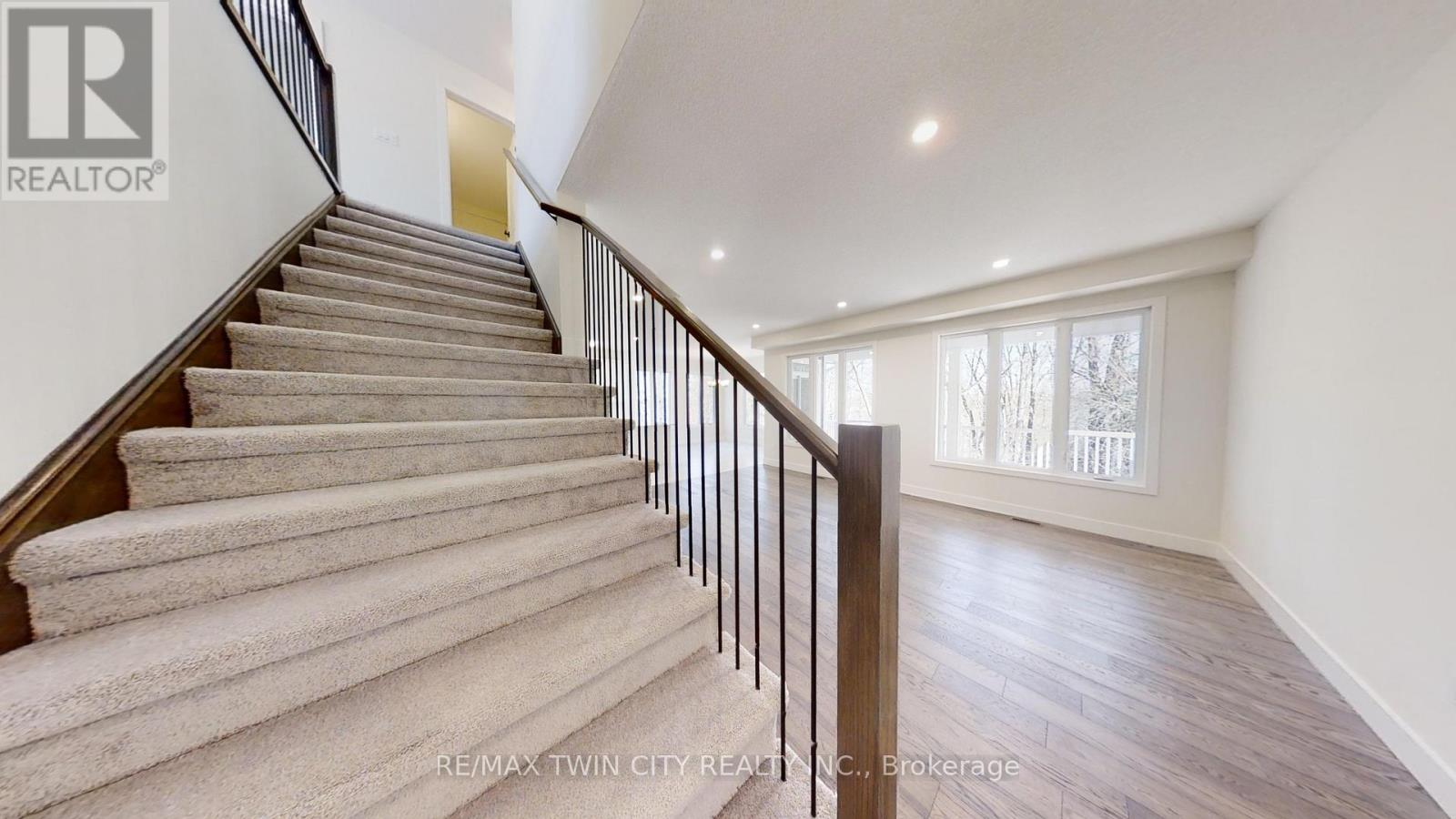 108 Christopher Court, London South, Ontario  N5X 3X4 - Photo 12 - X12873296