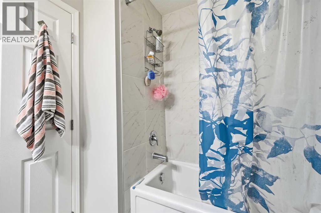 9 Osborne Link, Airdrie, Alberta  T4B 5E4 - Photo 35 - A2277275