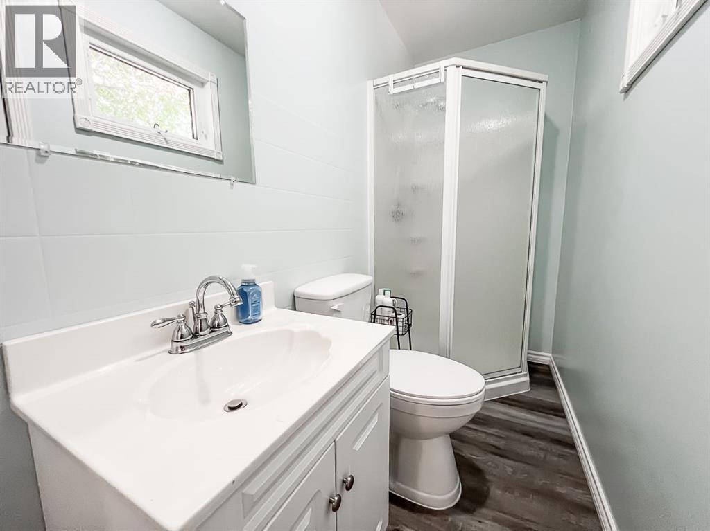 143 Peace River Ave, Rural Big Lakes County, Alberta  T0G 1J0 - Photo 19 - A2254580