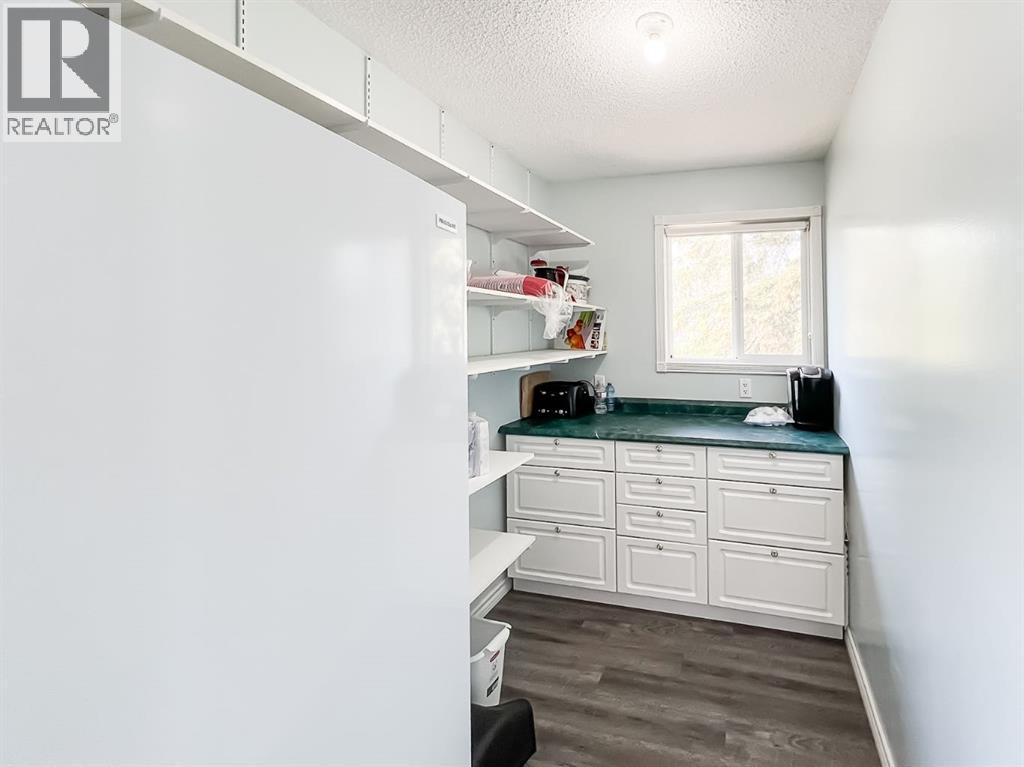 143 Peace River Ave, Rural Big Lakes County, Alberta  T0G 1J0 - Photo 8 - A2254580