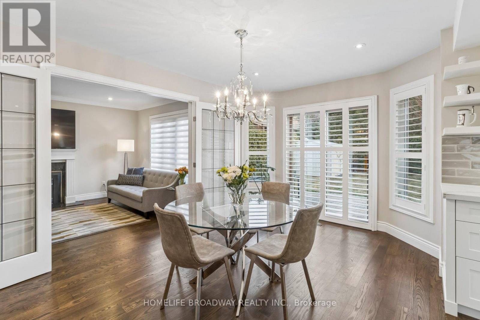 17 Garview Court, Vaughan, Ontario  L4L 8N7 - Photo 13 - N12915836