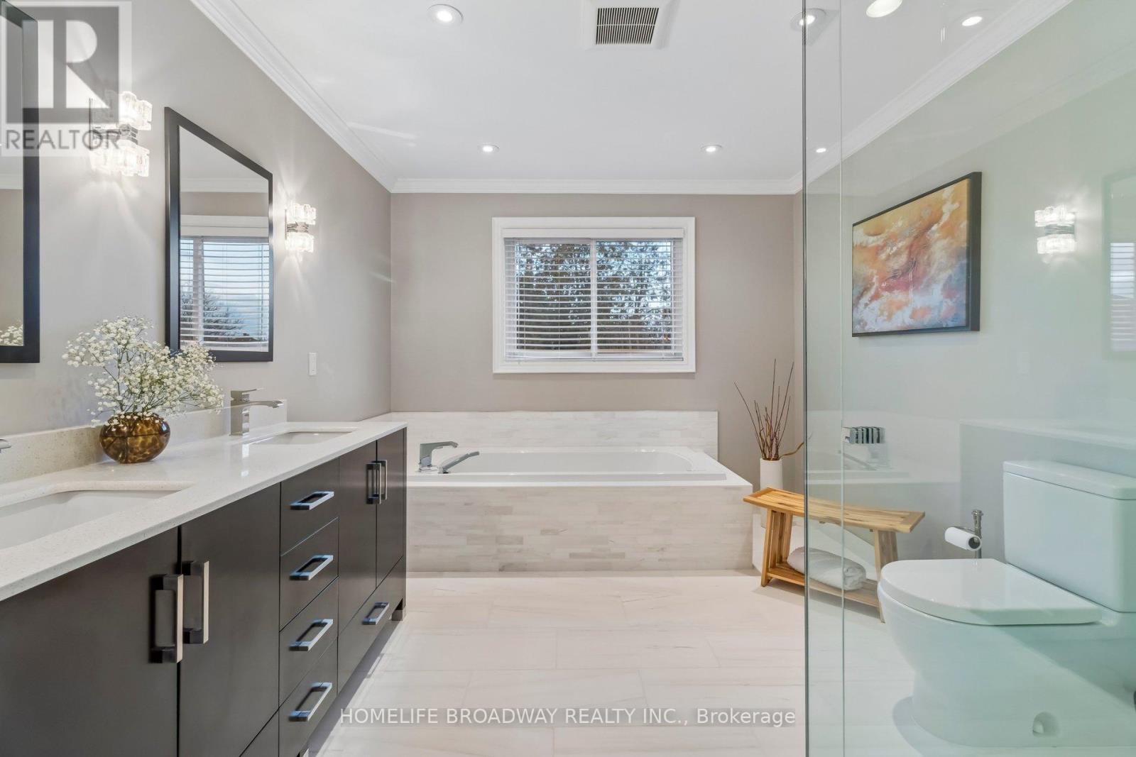 17 Garview Court, Vaughan, Ontario  L4L 8N7 - Photo 28 - N12915836