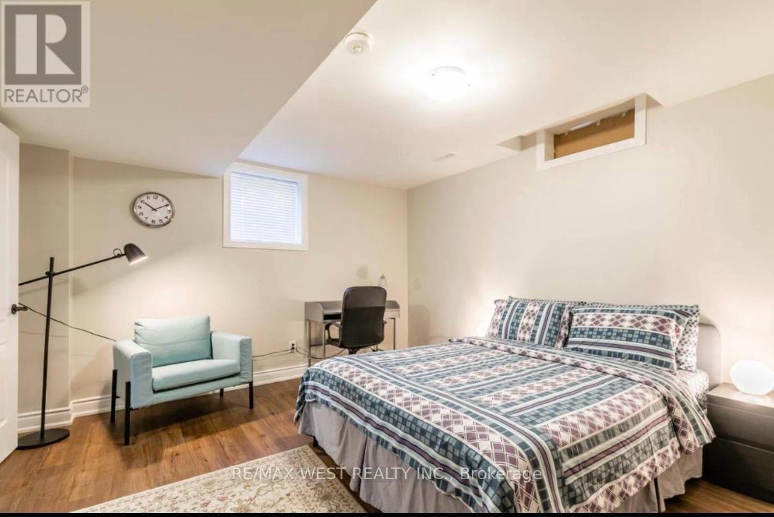 Lower - 5481 Glen Erin Drive, Mississauga, Ontario  L5M 5C8 - Photo 10 - W12872520