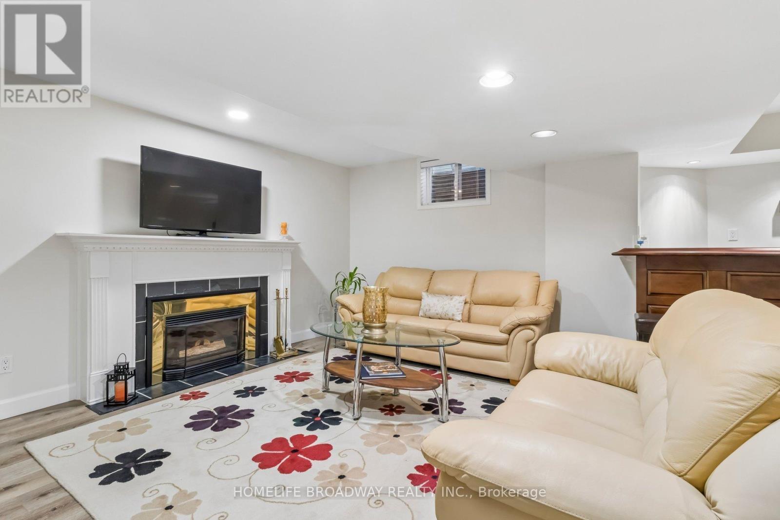 17 Garview Court, Vaughan, Ontario  L4L 8N7 - Photo 33 - N12915836