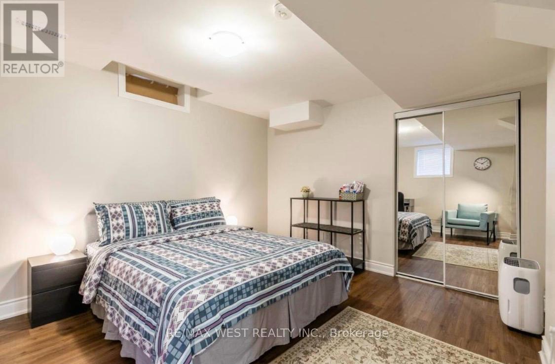 Lower - 5481 Glen Erin Drive, Mississauga, Ontario  L5M 5C8 - Photo 9 - W12872520