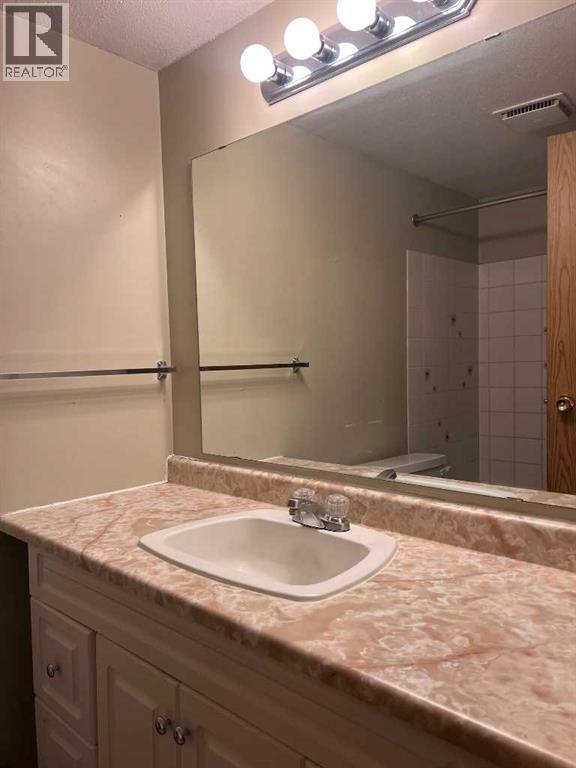 104, 49 Bennett Street, Red Deer, Alberta  T4R 1V4 - Photo 10 - A2293913