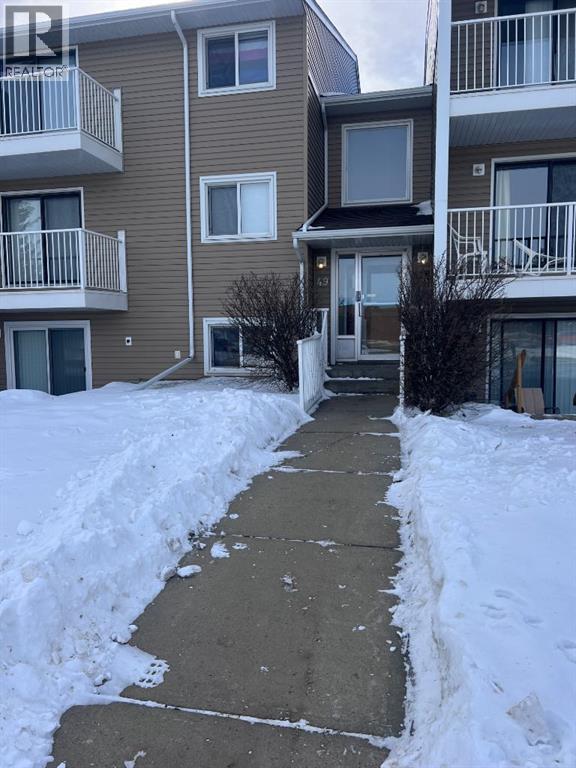 104, 49 Bennett Street, Red Deer, Alberta