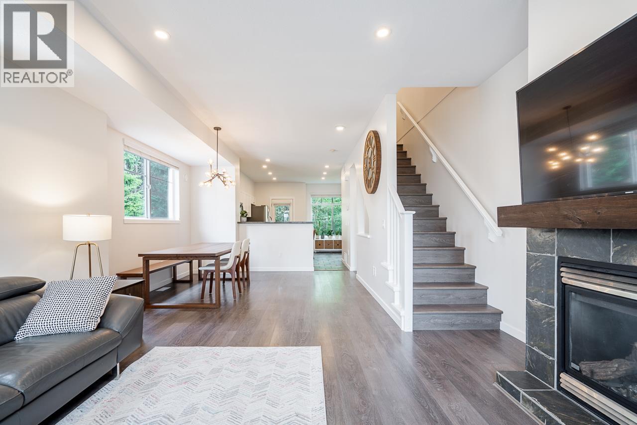 27 2000 Panorama Drive, Port Moody, British Columbia  V3H 5J5 - Photo 3 - R3102628