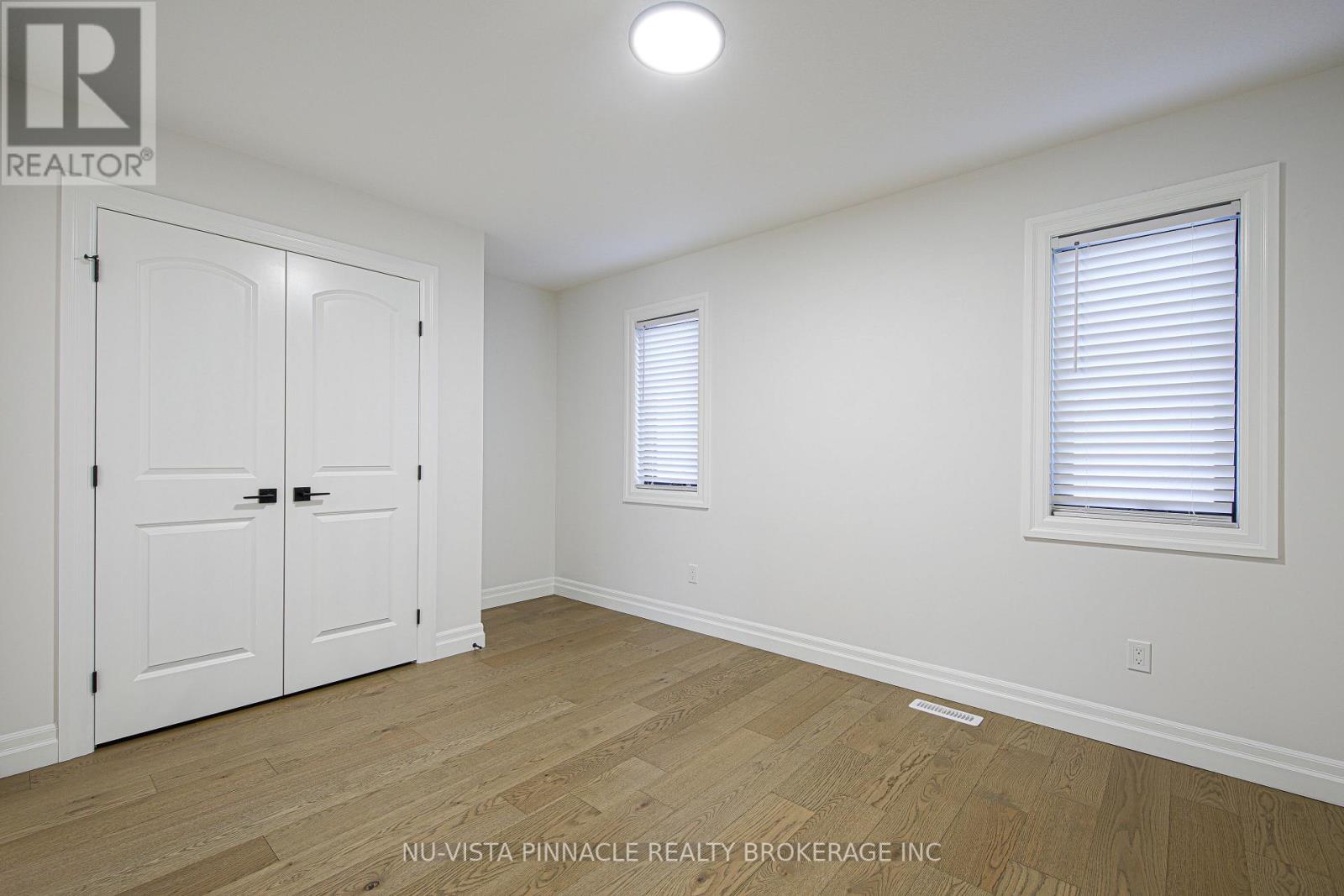 1932 Trailsway Drive, London South, Ontario  N6K 0K7 - Photo 22 - X12917138