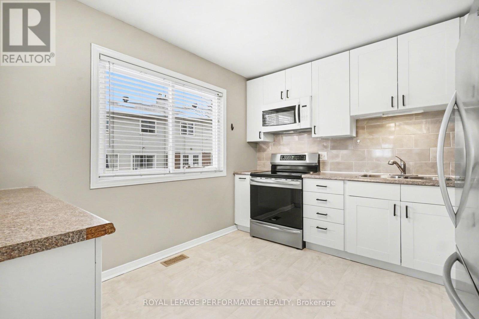 1403 Beaucourt Place, Ottawa, Ontario  K4A 1W3 - Photo 9 - X12917160