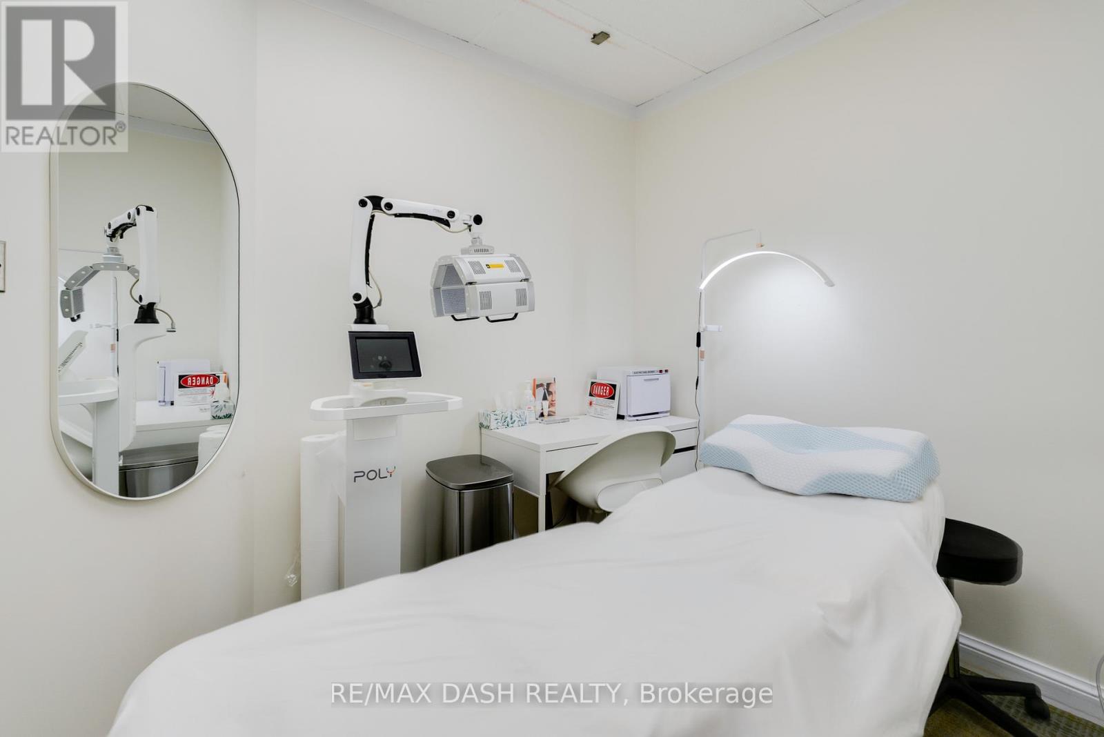 1 - 66 Avenue Road, Toronto, Ontario  M5R 3N8 - Photo 14 - C12917142