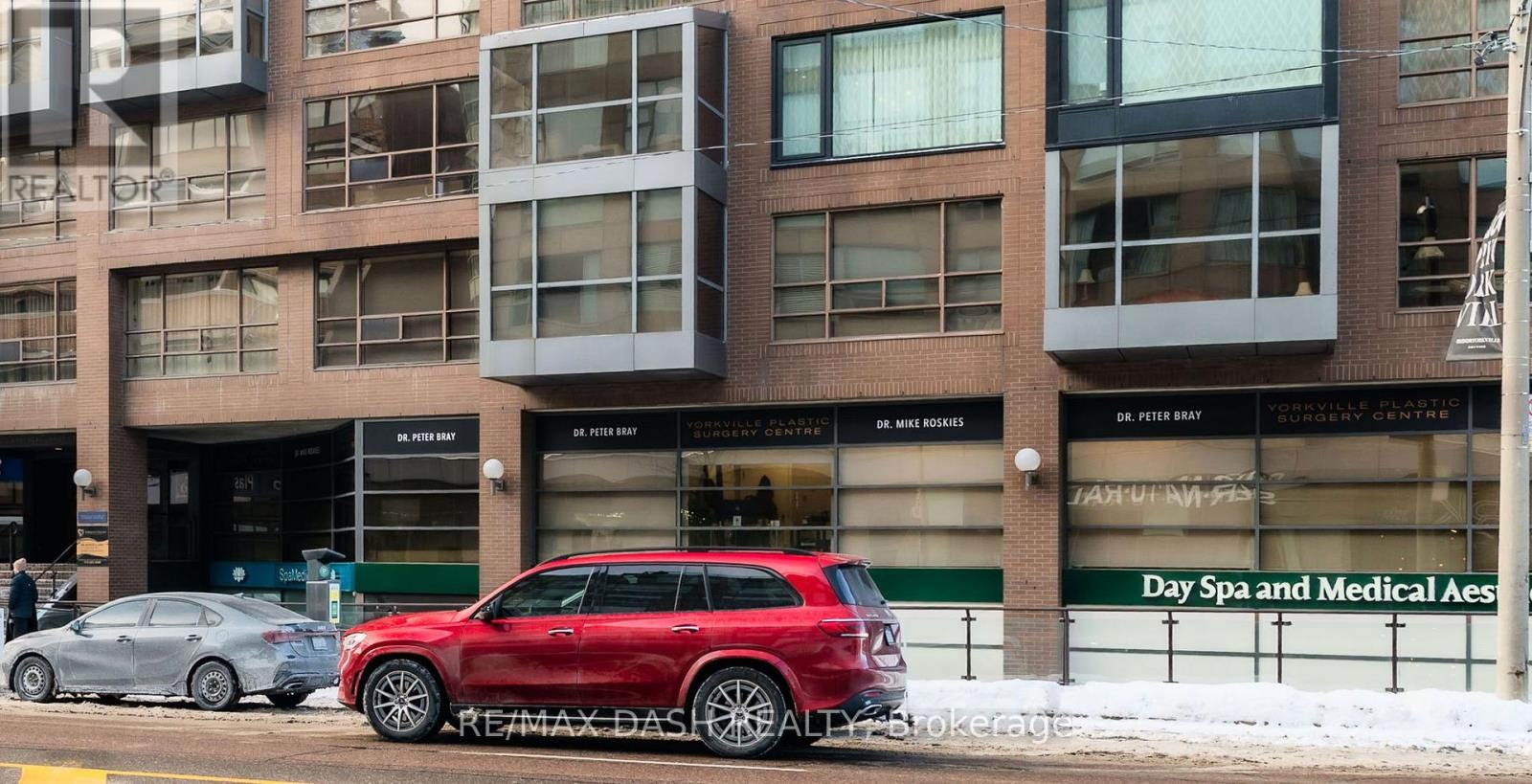 1 - 66 Avenue Road, Toronto, Ontario  M5R 3N8 - Photo 2 - C12917142