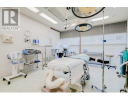 1 - 66 AVENUE ROAD, Toronto, Ontario