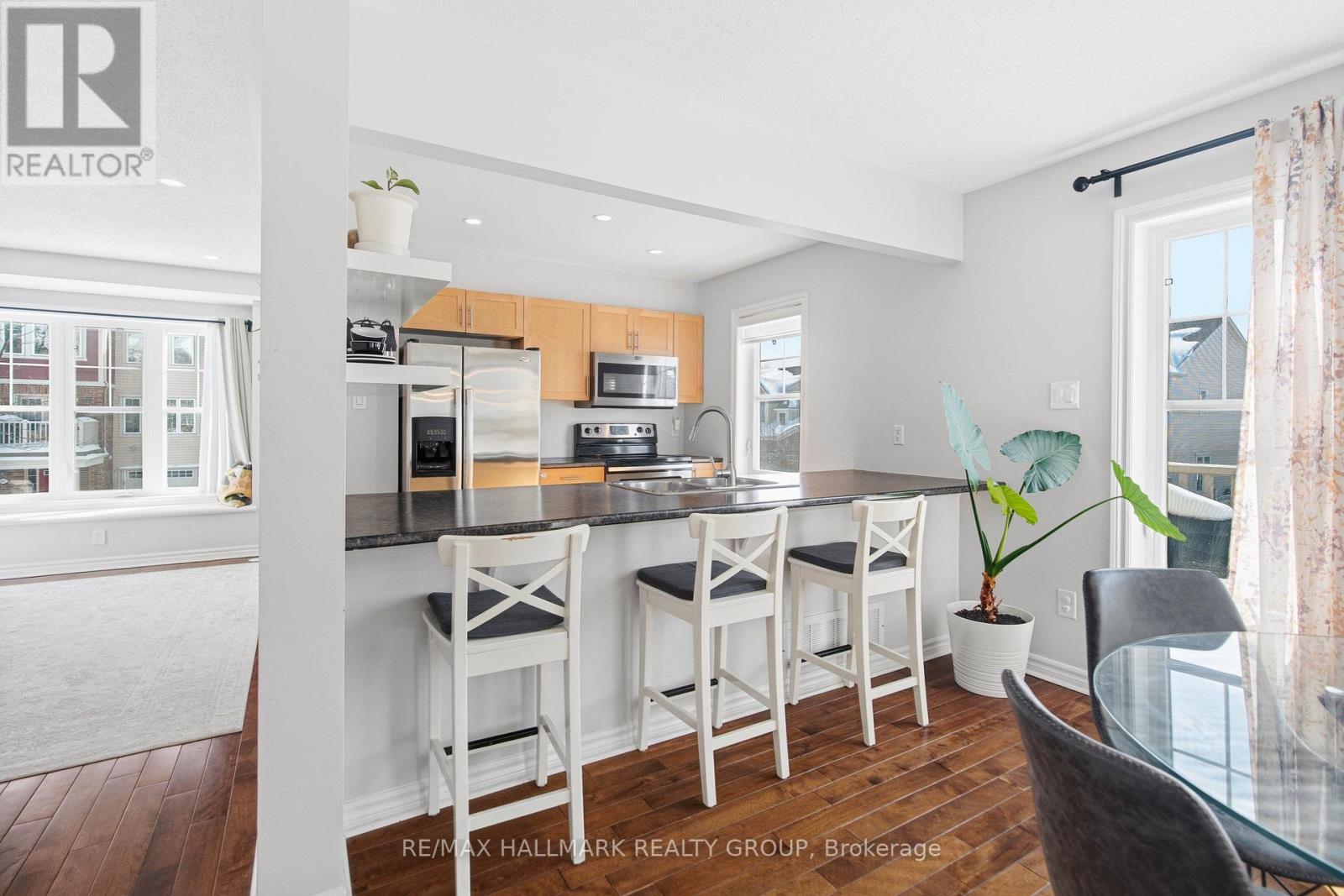 501 Sedgebrook Way, Ottawa, Ontario  K2S 0M3 - Photo 8 - X12818388