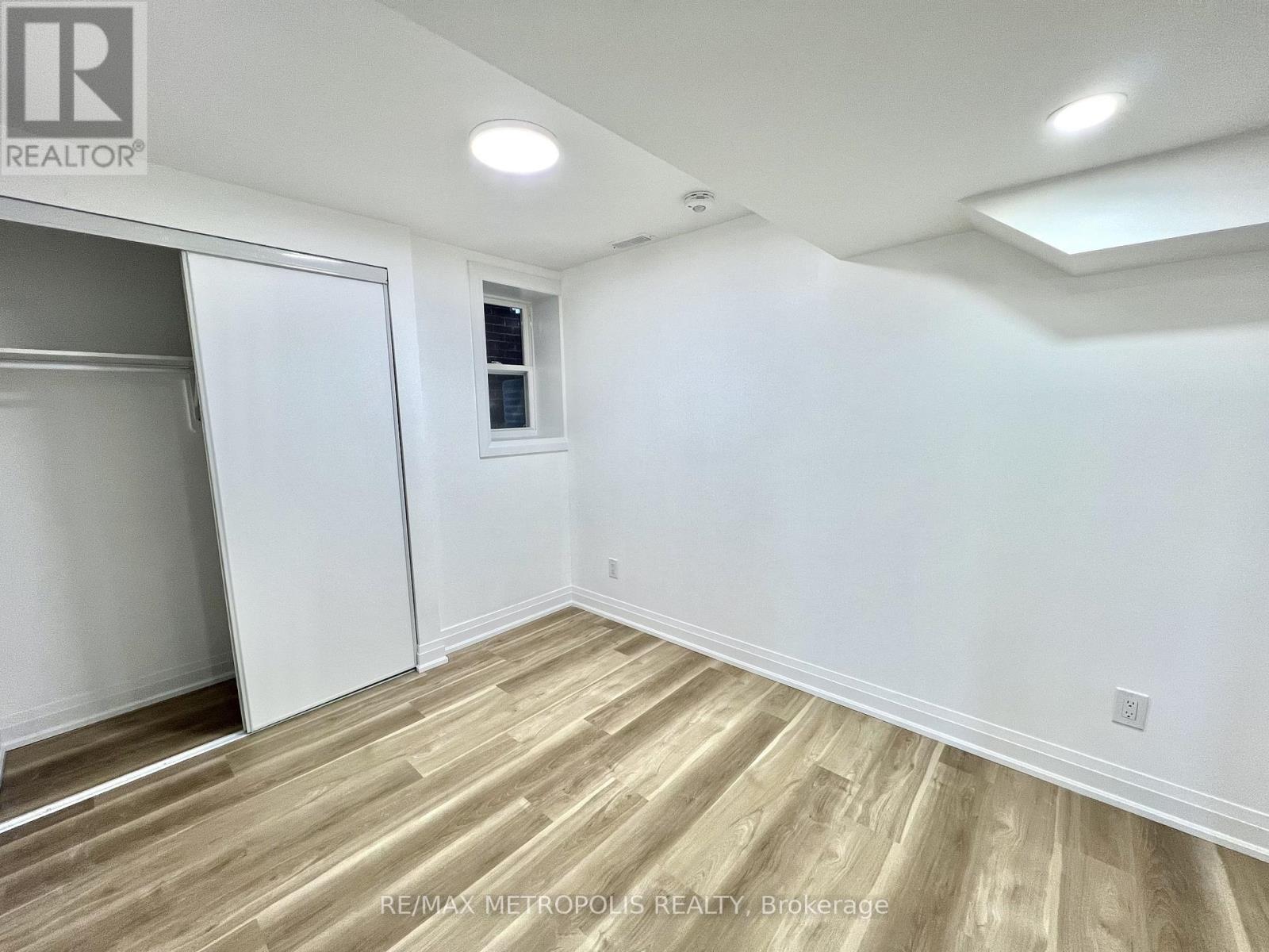 Basement - 3271a Turnstone Boulevard, Pickering, Ontario  L1X 0N2 - Photo 7 - E12917166