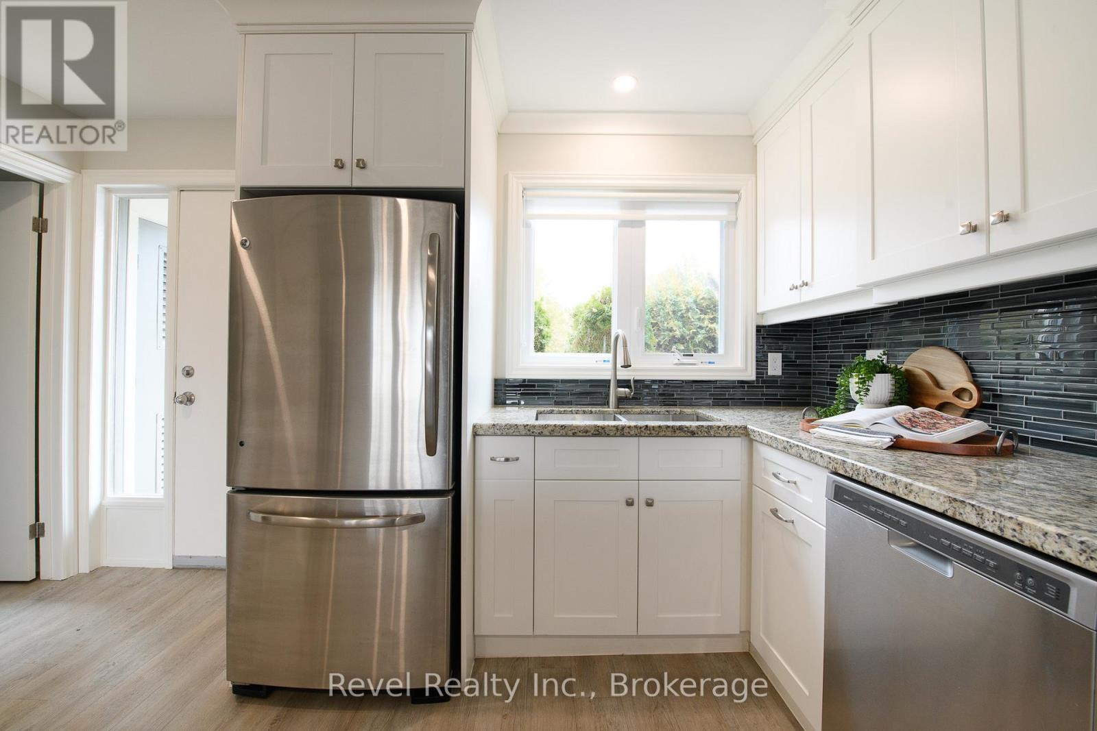 58 - 145 Fairway Crescent, Collingwood, Ontario  L9Y 5B4 - Photo 7 - S12917148