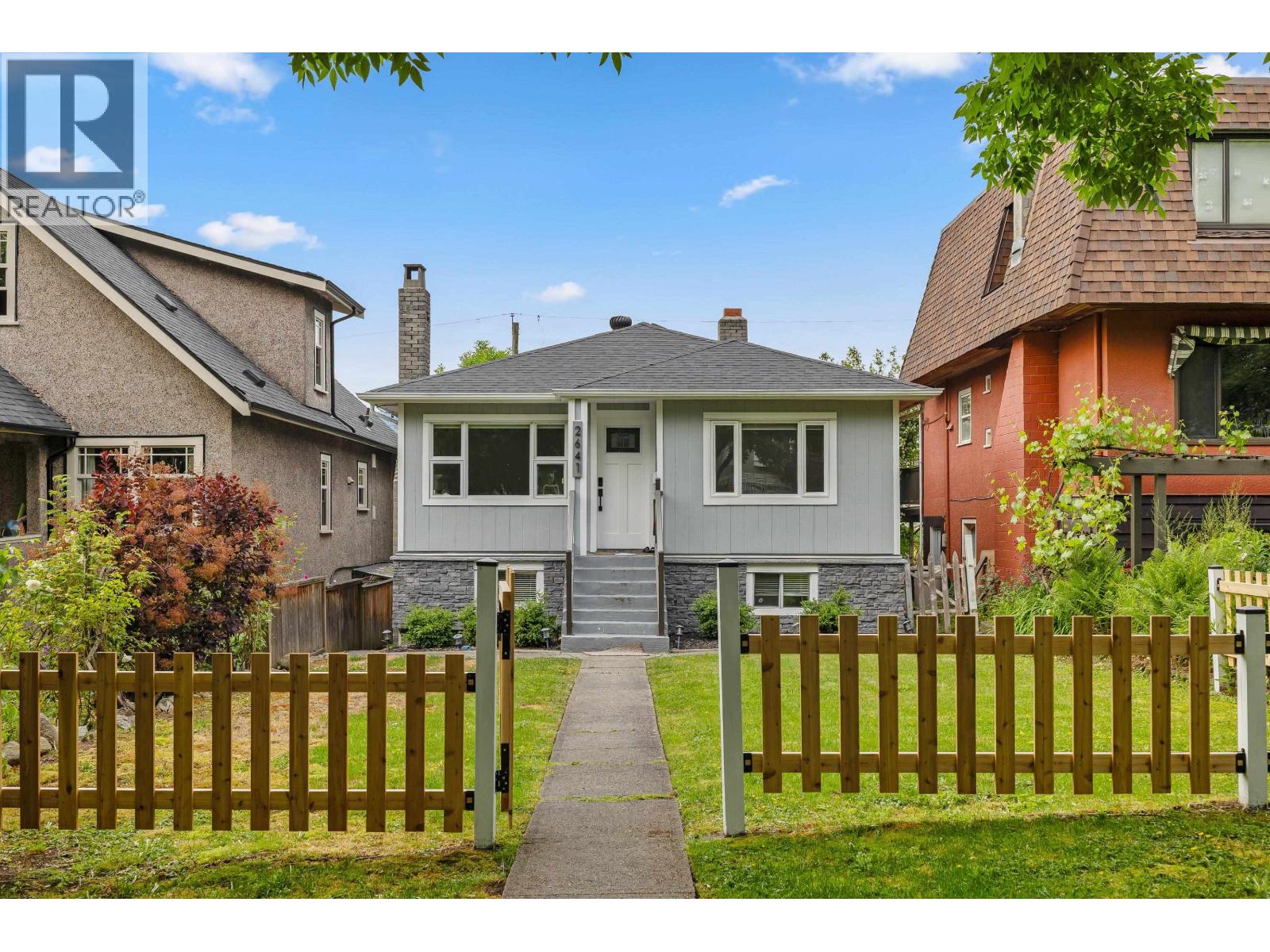 2641 E 5TH AVENUE, Vancouver, British Columbia