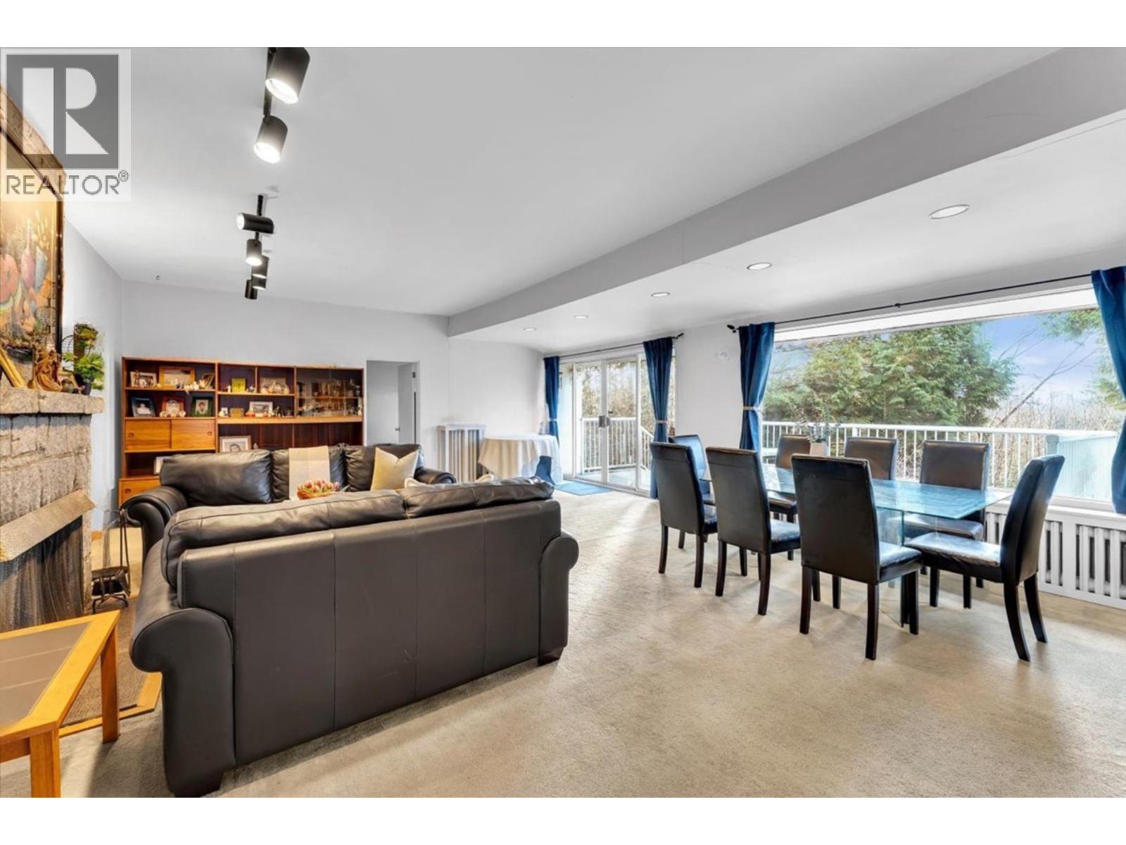 360 Keith Road, West Vancouver, British Columbia  V7T 1L7 - Photo 11 - R3081002