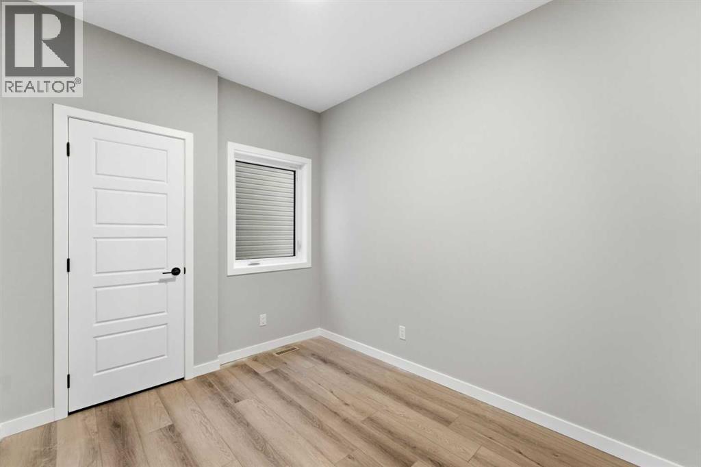 921 Chinook Winds Meadow Sw, Airdrie, Alberta  T4B 0R7 - Photo 9 - A2276943