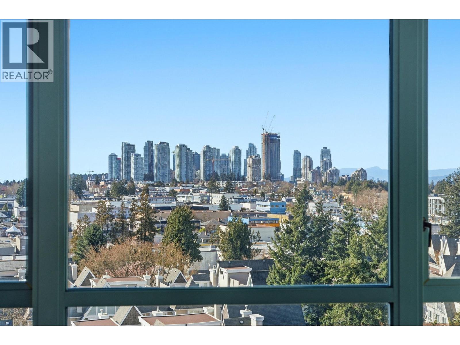 1003 6622 Southoaks Crescent, Burnaby, British Columbia  V5E 4K2 - Photo 2 - R3102981