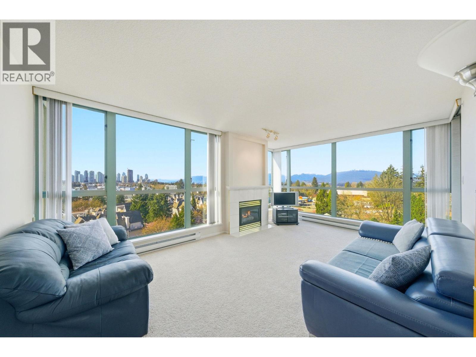 1003 6622 Southoaks Crescent, Burnaby, British Columbia  V5E 4K2 - Photo 5 - R3102981