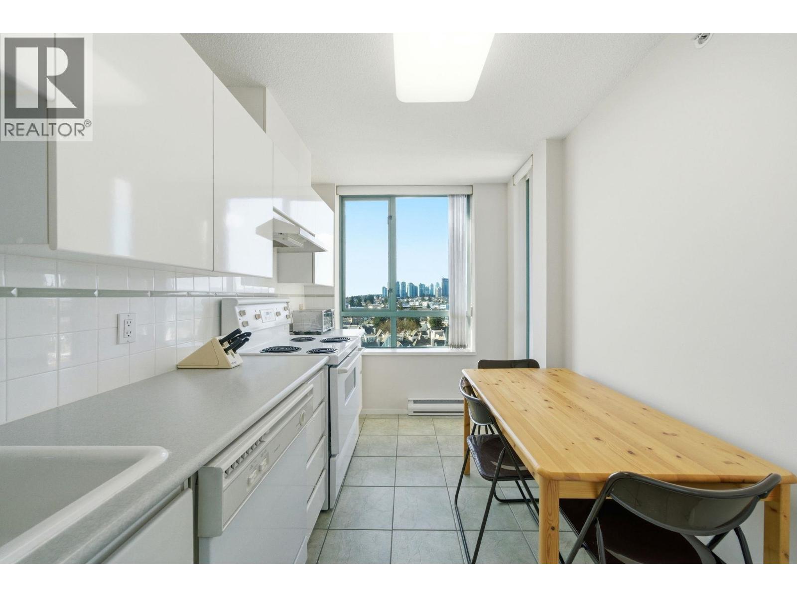 1003 6622 Southoaks Crescent, Burnaby, British Columbia  V5E 4K2 - Photo 11 - R3102981