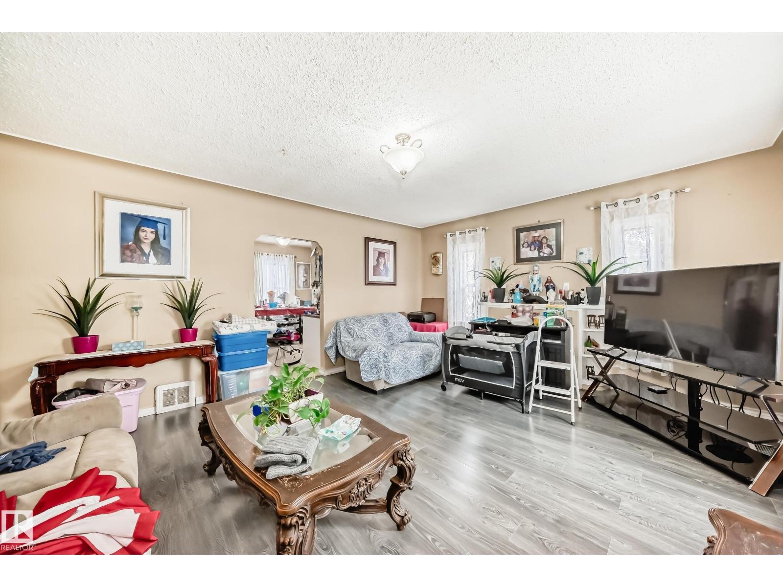 12107 83 St Nw, Edmonton, Alberta  T5B 2Z8 - Photo 10 - E4478873