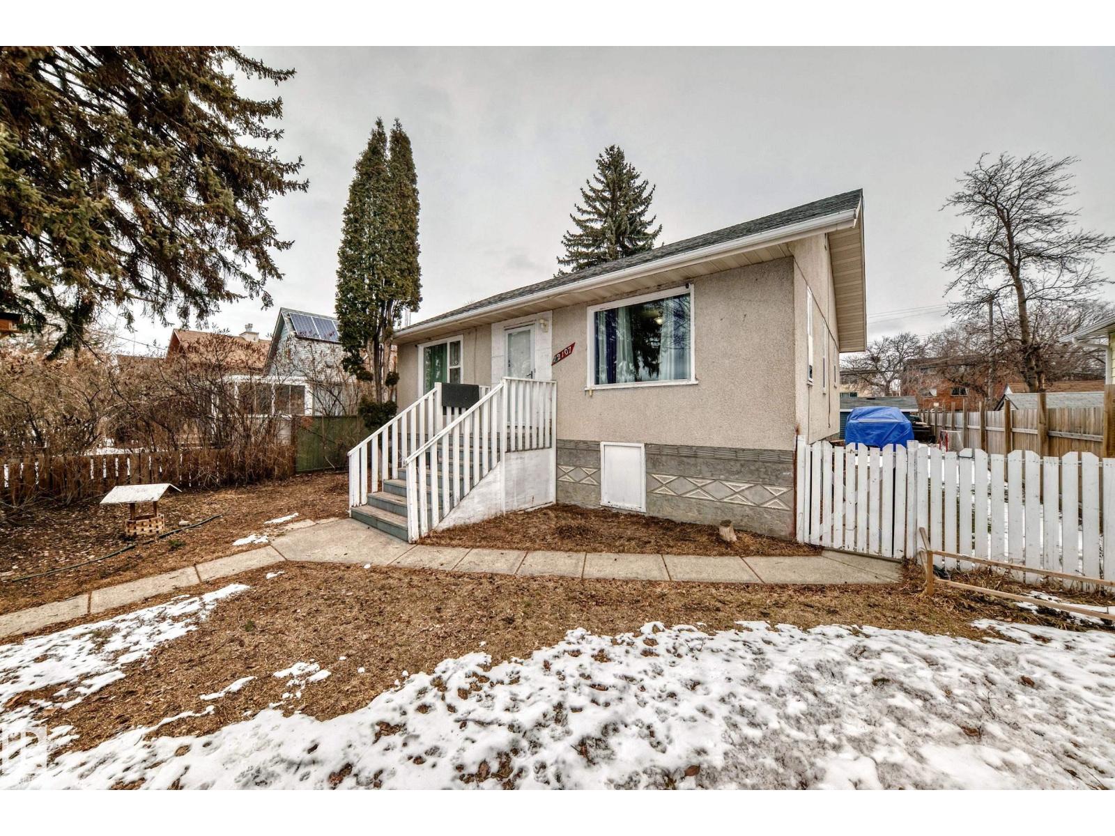12107 83 St Nw, Edmonton, Alberta  T5B 2Z8 - Photo 2 - E4478873